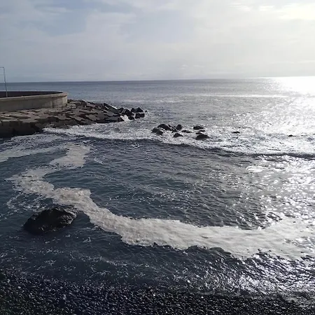 Pauloldtown - Local Experience W Rooftop N Jacuzzi