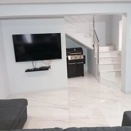 Pauloldtown - Local Experience W Rooftop N Jacuzzi 别墅 *