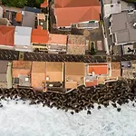 Vila Pauloldtown - Local Experience W Rooftop N Jacuzzi Paul do Mar (Madeira)