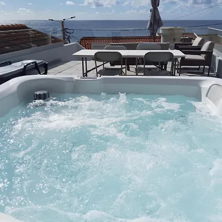 Pauloldtown - Local Experience W Rooftop N Jacuzzi Paul do Mar (Madeira)