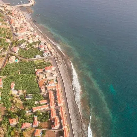 Pauloldtown - Local Experience W Rooftop N Jacuzzi Villa