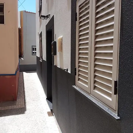 Willa Pauloldtown - Local Experience W Rooftop N Jacuzzi Paul do Mar (Madeira)